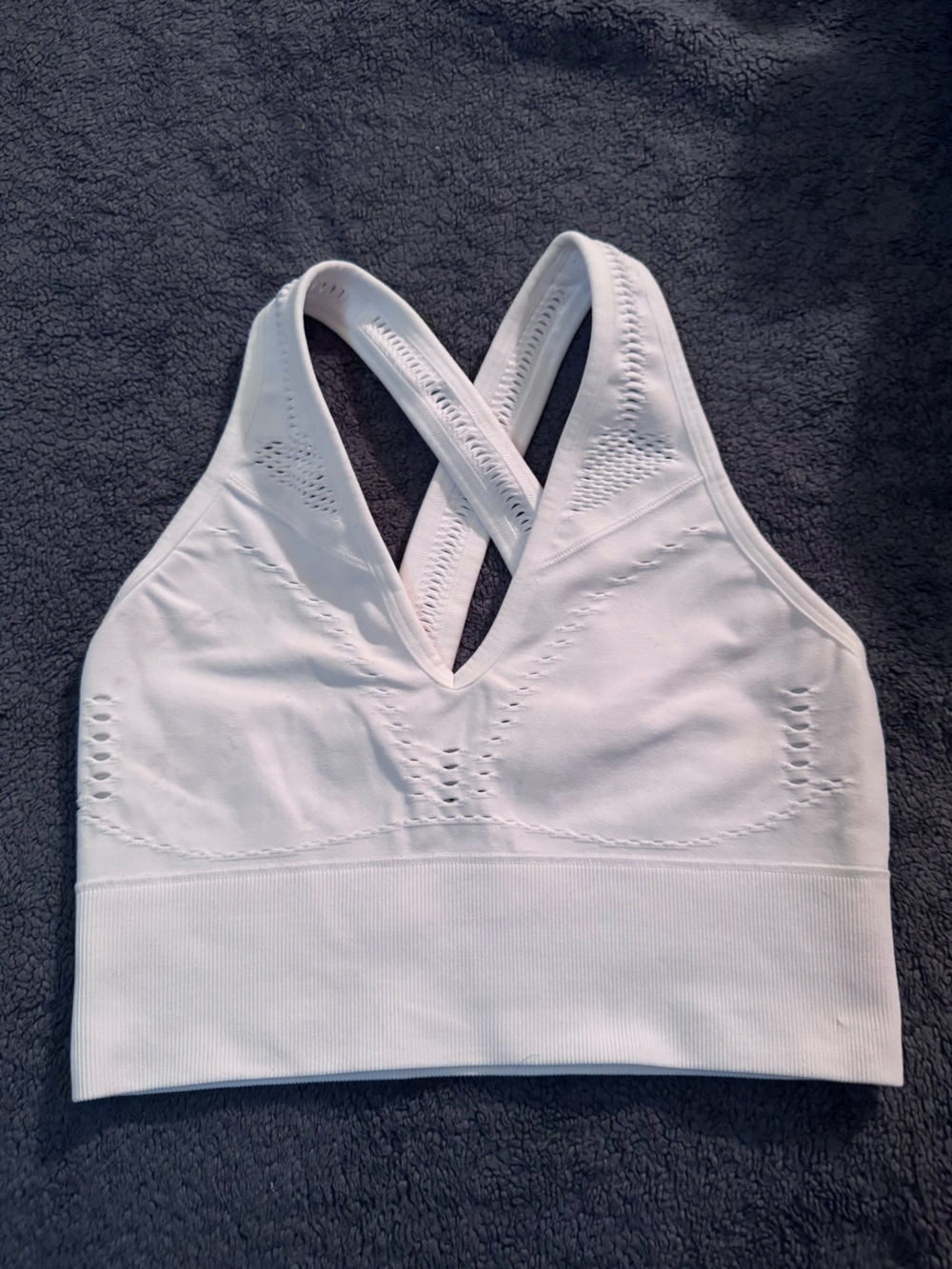 ALO Yoga White Seamless Cross-Back Sports Bra